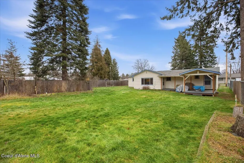 9519 N Baack Road Hayden ID 83835