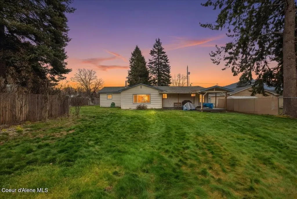 9519 N Baack Road Hayden ID 83835