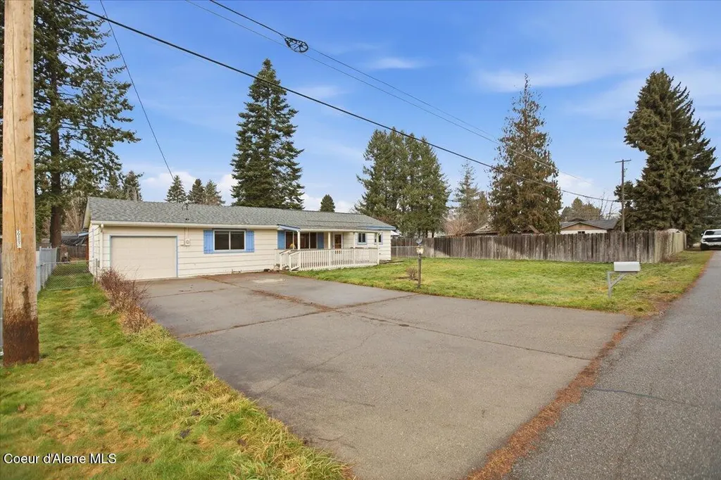 9519 N Baack Road Hayden ID 83835