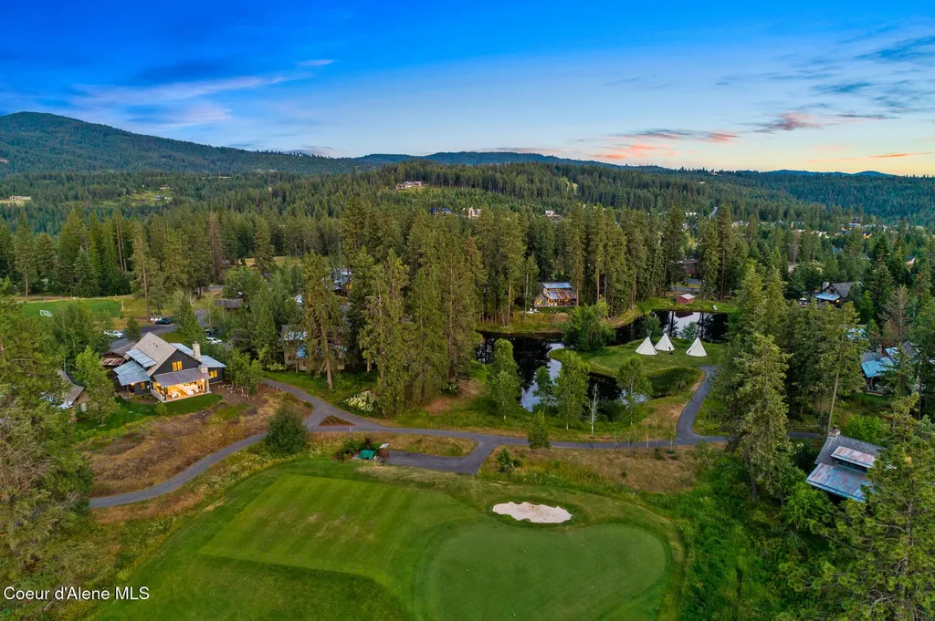 6431 S Settlers Pond Court Harrison ID 83833