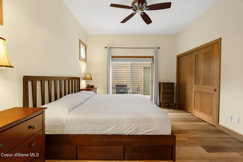 512 Guthrie Place Dover ID 83825