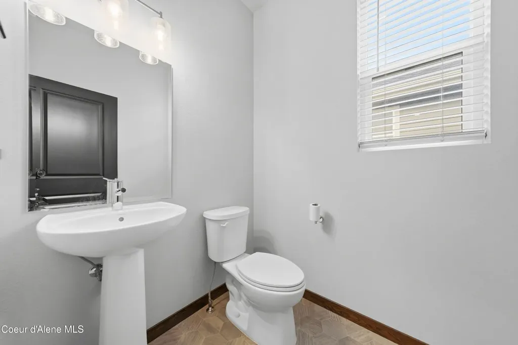 172 N Kirkwood Street Post Falls ID 83854