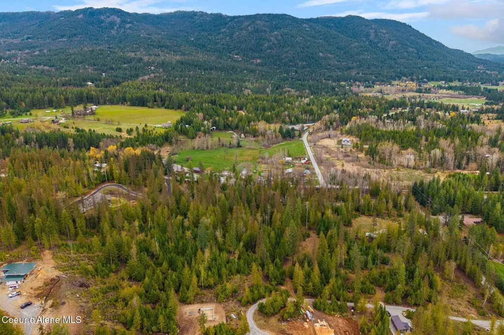 Lot 2 W Pine Sandpoint ID 83864