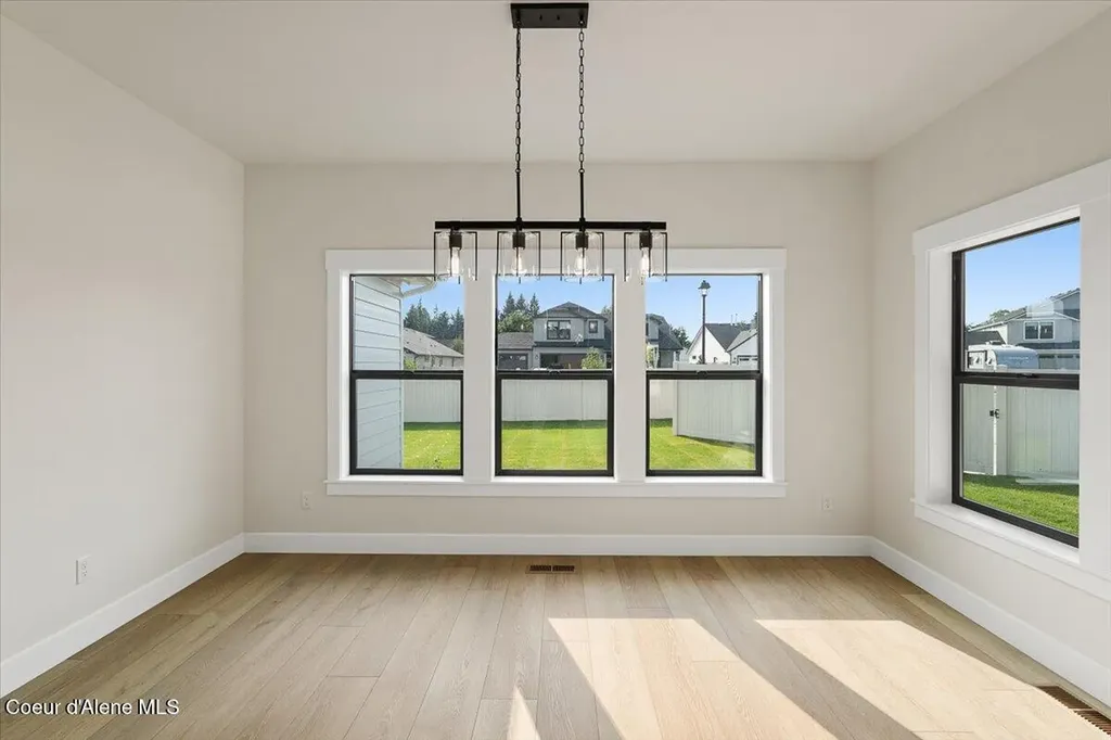 9262 N Secretariat Lane Hayden ID 83835