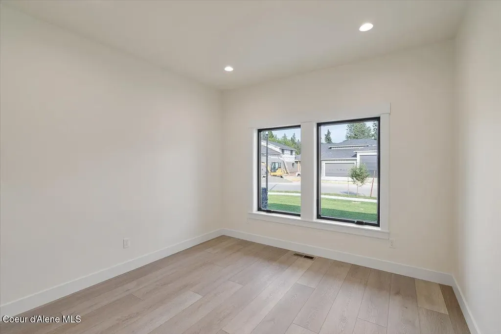 9262 N Secretariat Lane Hayden ID 83835