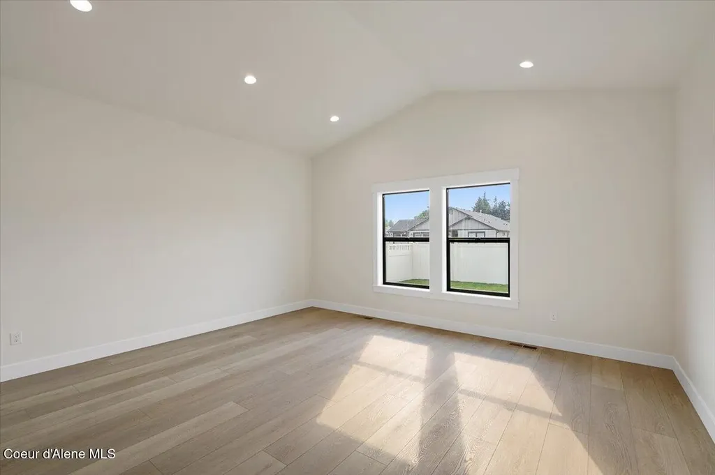 9262 N Secretariat Lane Hayden ID 83835
