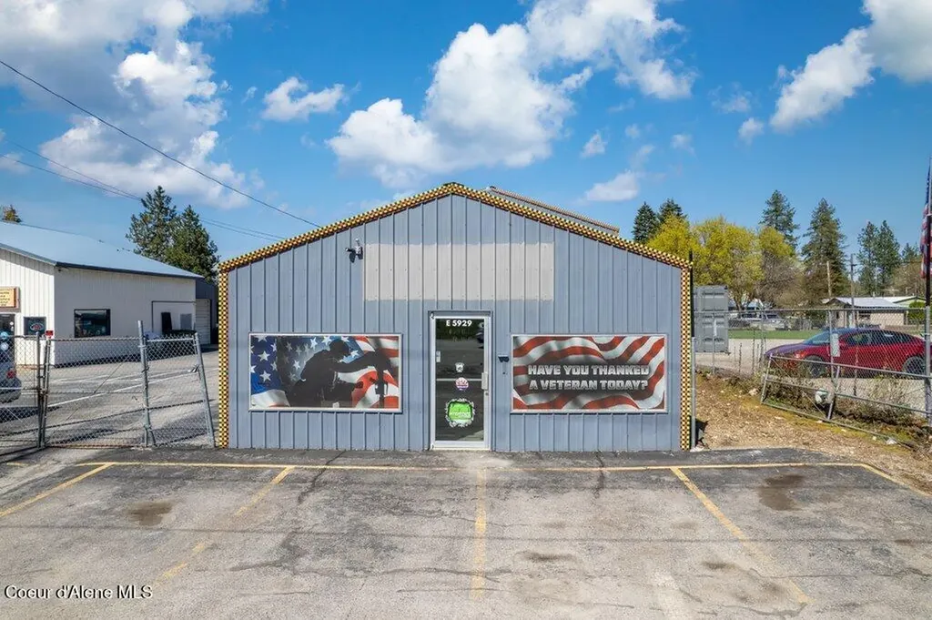 5929 E Highway 54 Athol ID 83801