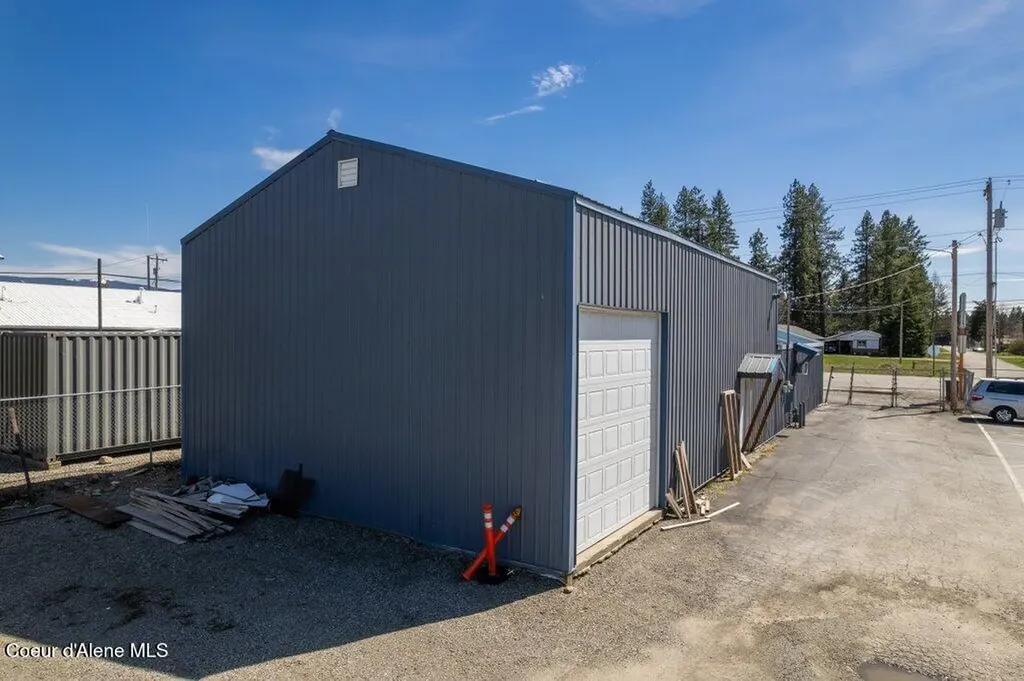 5929 E Highway 54 Athol ID 83801