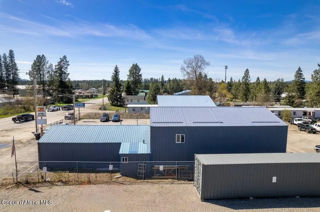 5929 E Highway 54 Athol ID 83801