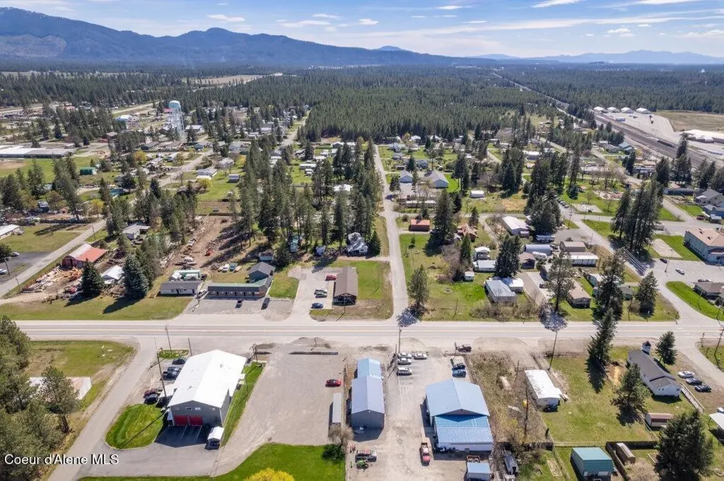 5929 E Highway 54 Athol ID 83801