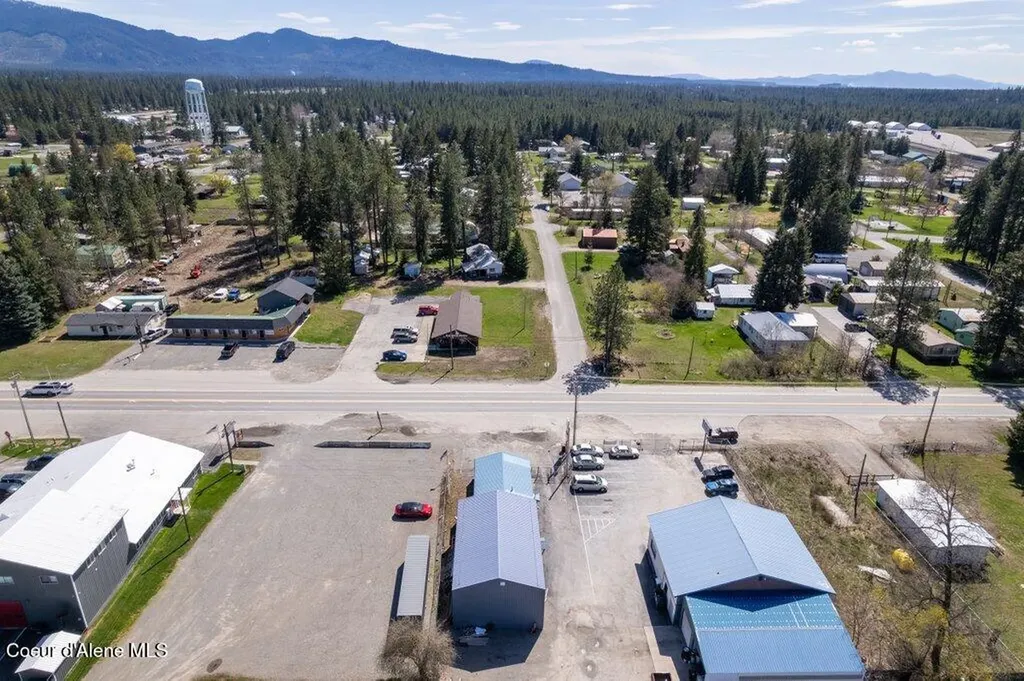 5929 E Highway 54 Athol ID 83801