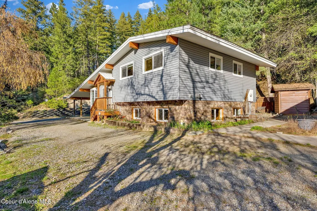 6482 Grant Street Bonners Ferry ID 83805
