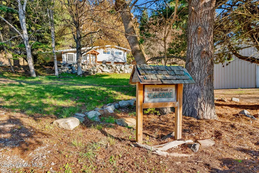 6482 Grant Street Bonners Ferry ID 83805