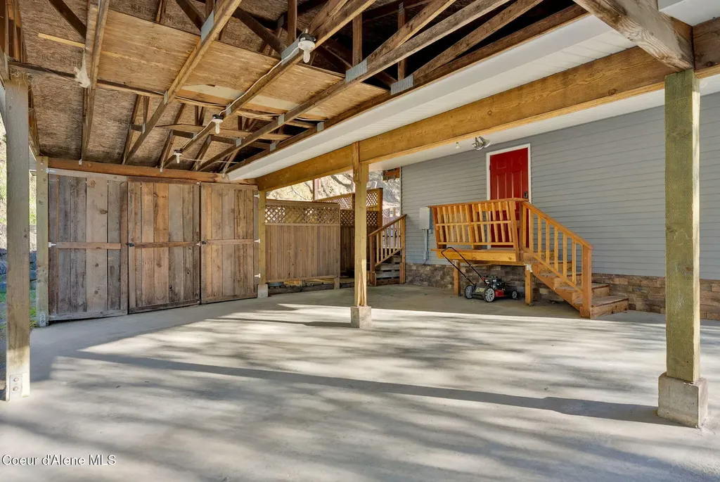 6482 Grant Street Bonners Ferry ID 83805