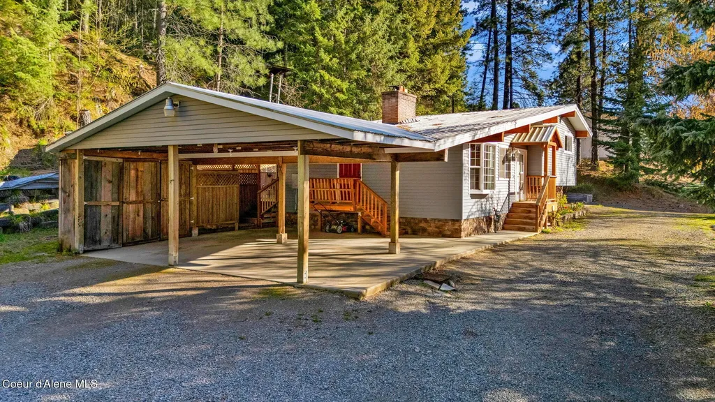 6482 Grant Street Bonners Ferry ID 83805