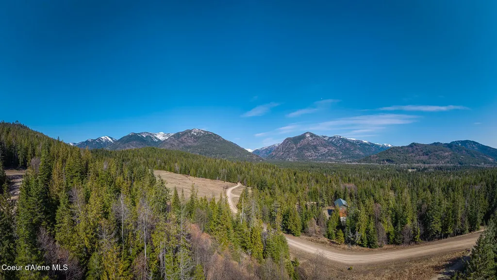 940 Sled Run Trail Clark Fork ID 83811