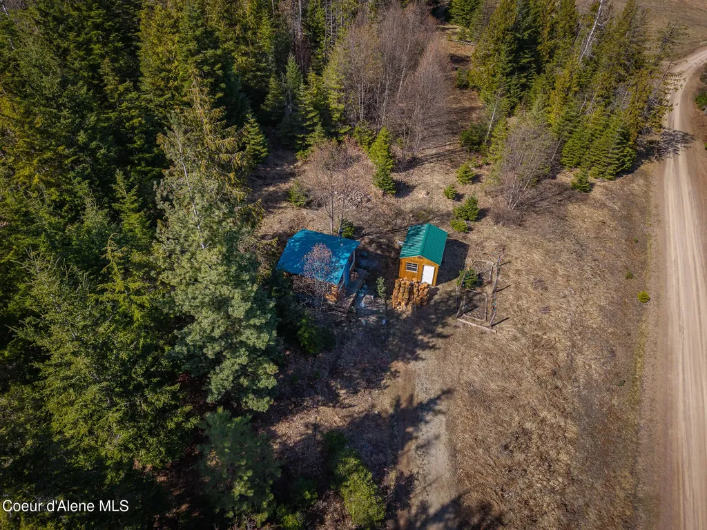 940 Sled Run Trail Clark Fork ID 83811