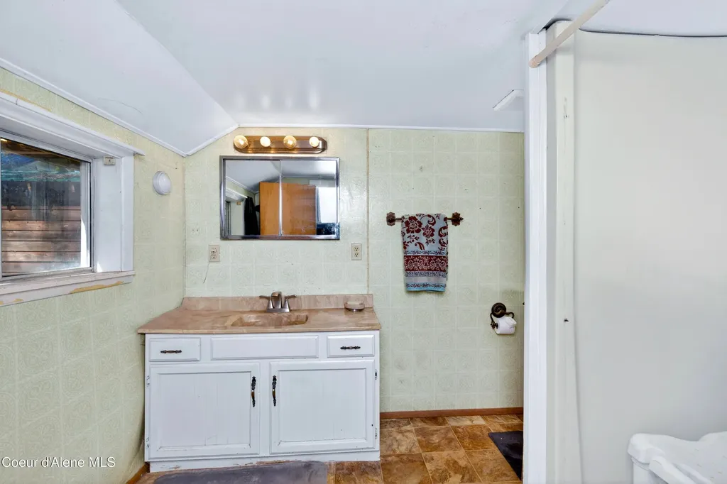 326 Lavina Avenue Sandpoint ID 83864
