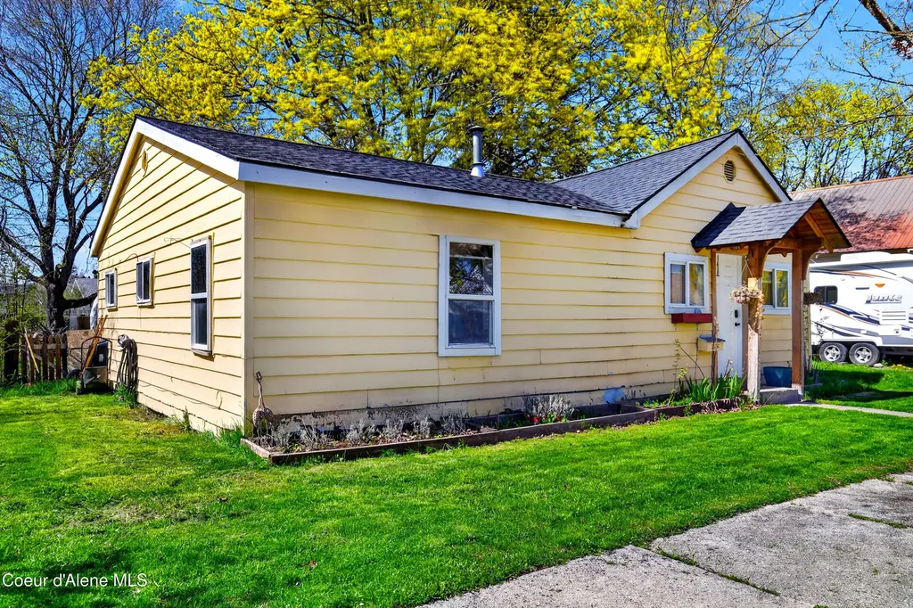 326 Lavina Avenue Sandpoint ID 83864