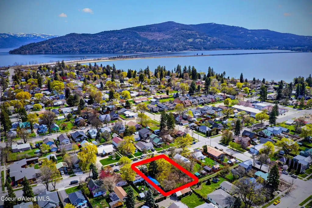 326 Lavina Avenue Sandpoint ID 83864