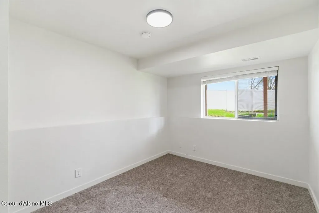 2544 W Chaumont Lane Coeur D'alene ID 83815