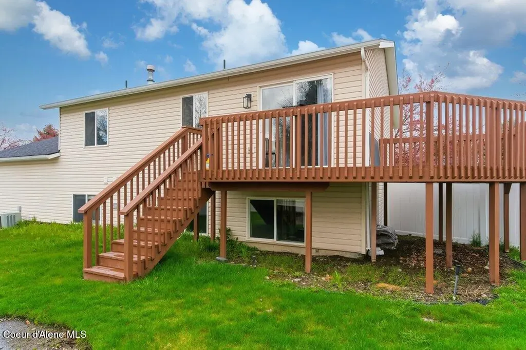 2544 W Chaumont Lane Coeur D'alene ID 83815
