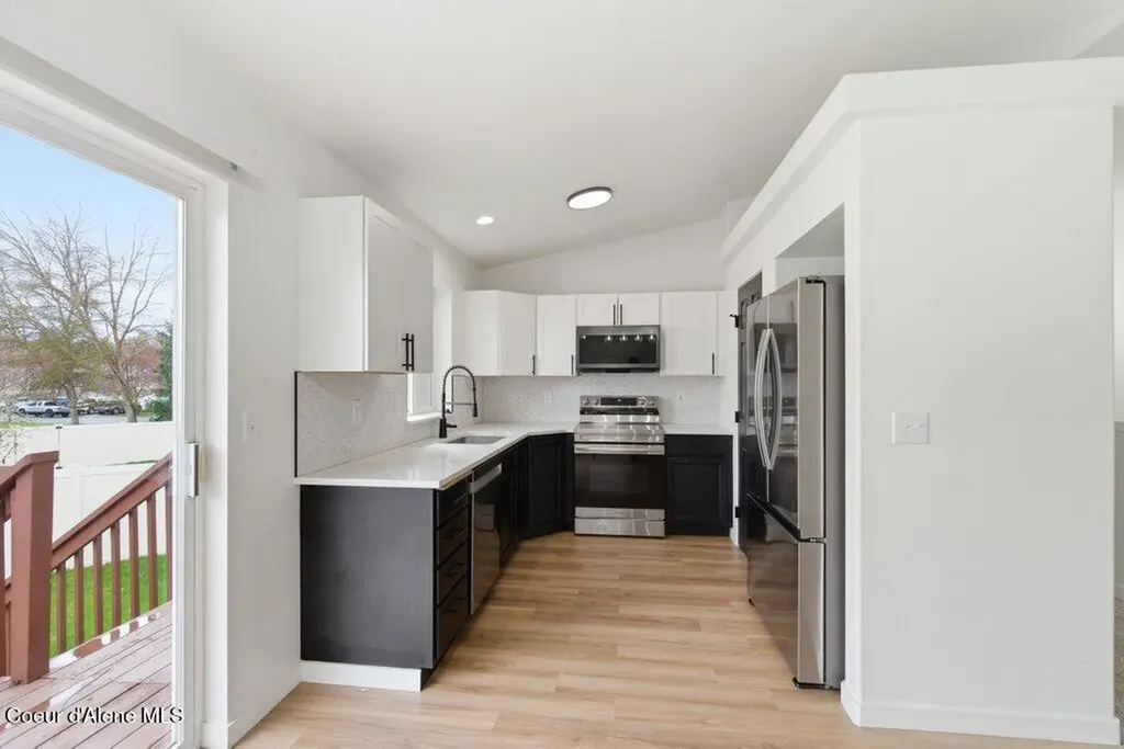 2544 W Chaumont Lane Coeur D'alene ID 83815