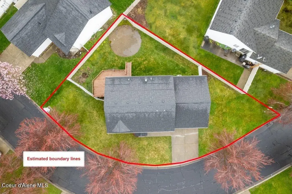 2544 W Chaumont Lane Coeur D'alene ID 83815