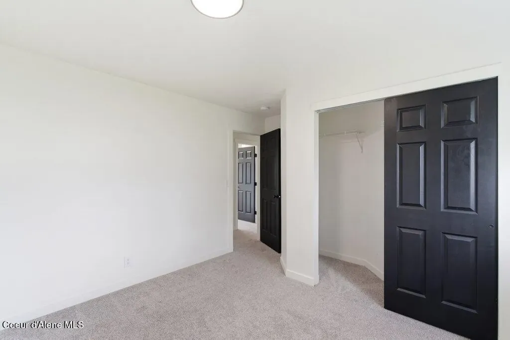 2544 W Chaumont Lane Coeur D'alene ID 83815