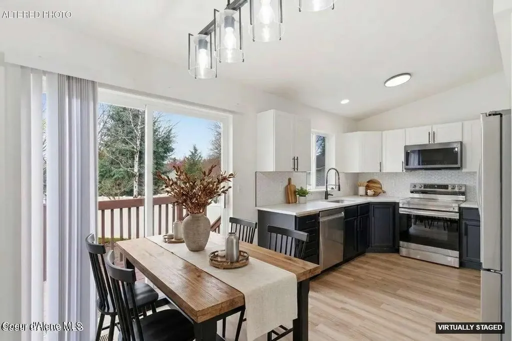 2544 W Chaumont Lane Coeur D'alene ID 83815