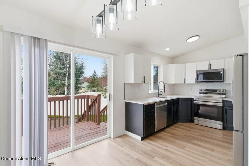 2544 W Chaumont Lane Coeur D'alene ID 83815