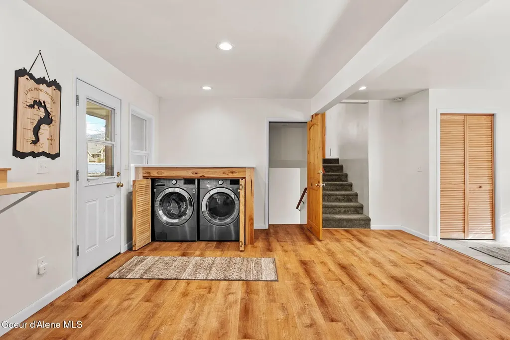 606 S Ella Avenue Sandpoint ID 83864
