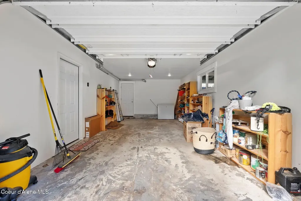 606 S Ella Avenue Sandpoint ID 83864