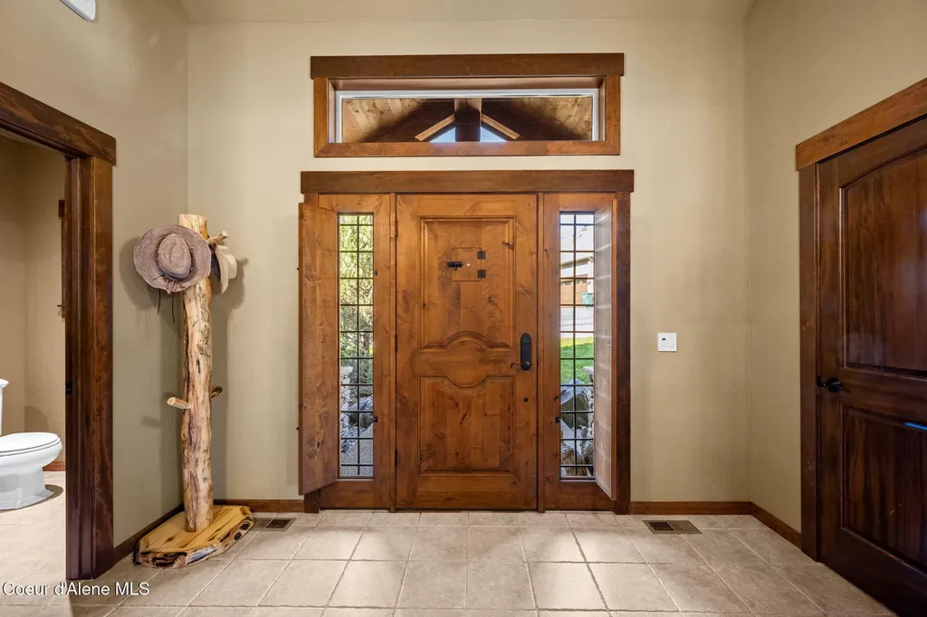 8668 N Stable Trace Court Hayden ID 83835