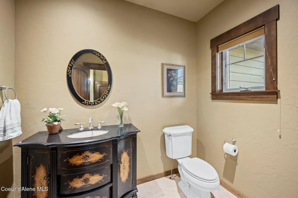 8668 N Stable Trace Court Hayden ID 83835