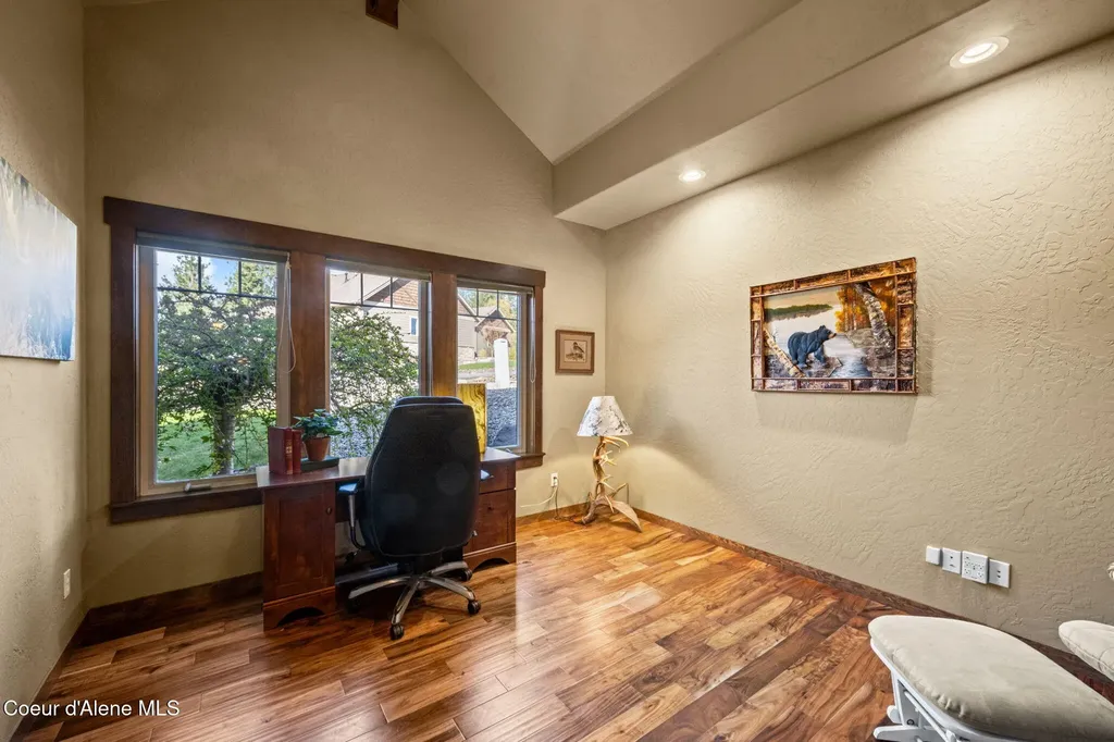 8668 N Stable Trace Court Hayden ID 83835