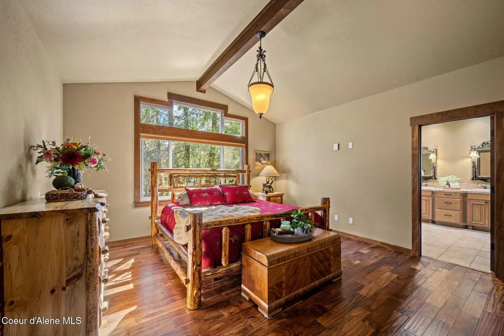 8668 N Stable Trace Court Hayden ID 83835