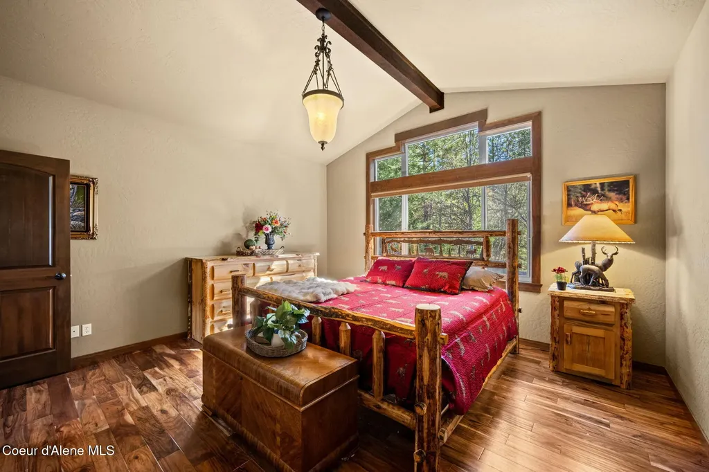 8668 N Stable Trace Court Hayden ID 83835