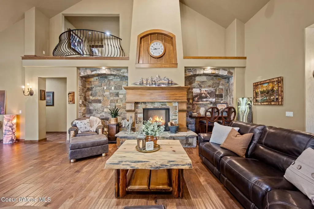 8668 N Stable Trace Court Hayden ID 83835