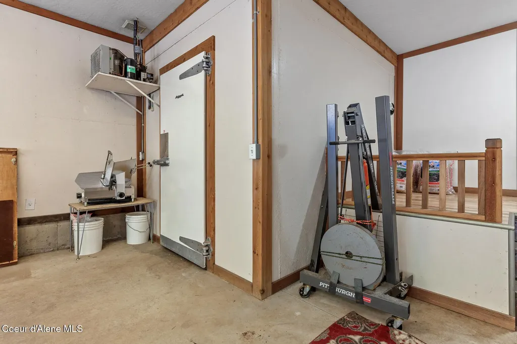 828 W Fork Eagle Creek Road Wallace ID 83873