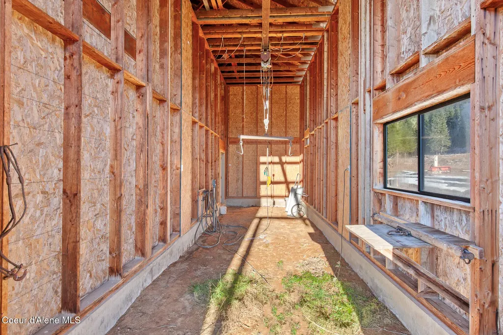828 W Fork Eagle Creek Road Wallace ID 83873