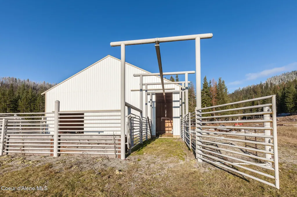 828 W Fork Eagle Creek Road Wallace ID 83873