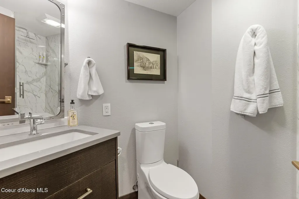 185 Crystal Springs Road Sandpoint ID 83864