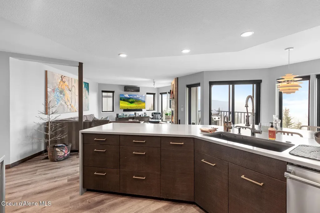 185 Crystal Springs Road Sandpoint ID 83864
