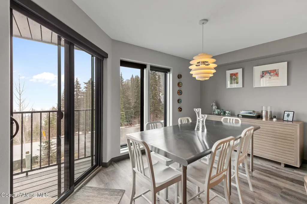 185 Crystal Springs Road Sandpoint ID 83864