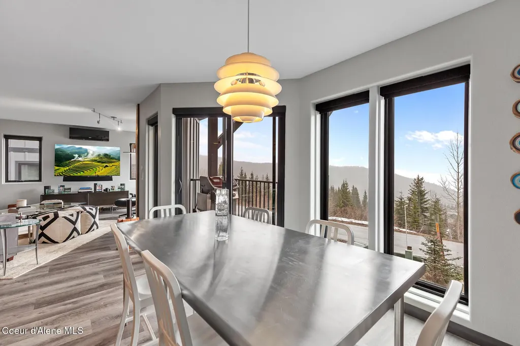 185 Crystal Springs Road Sandpoint ID 83864