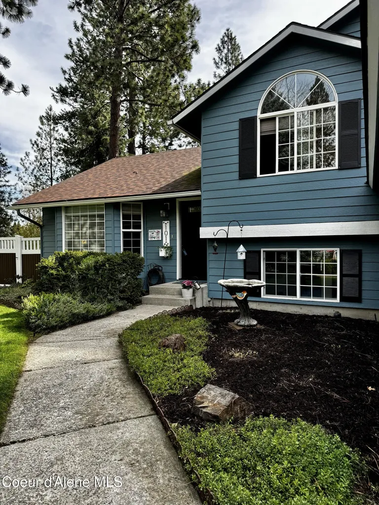 101 S Riverwood Court Post Falls ID 83854