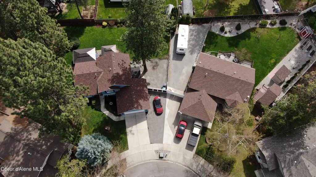 101 S Riverwood Court Post Falls ID 83854