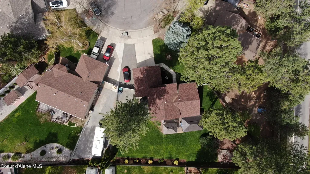 101 S Riverwood Court Post Falls ID 83854