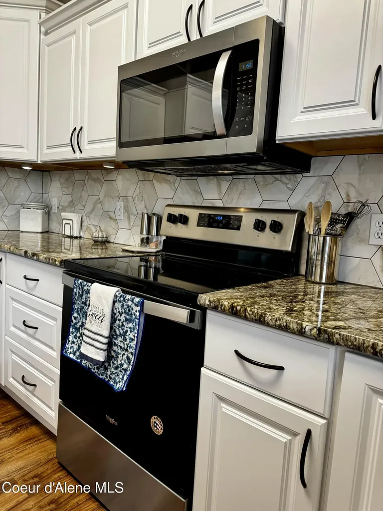 101 S Riverwood Court Post Falls ID 83854